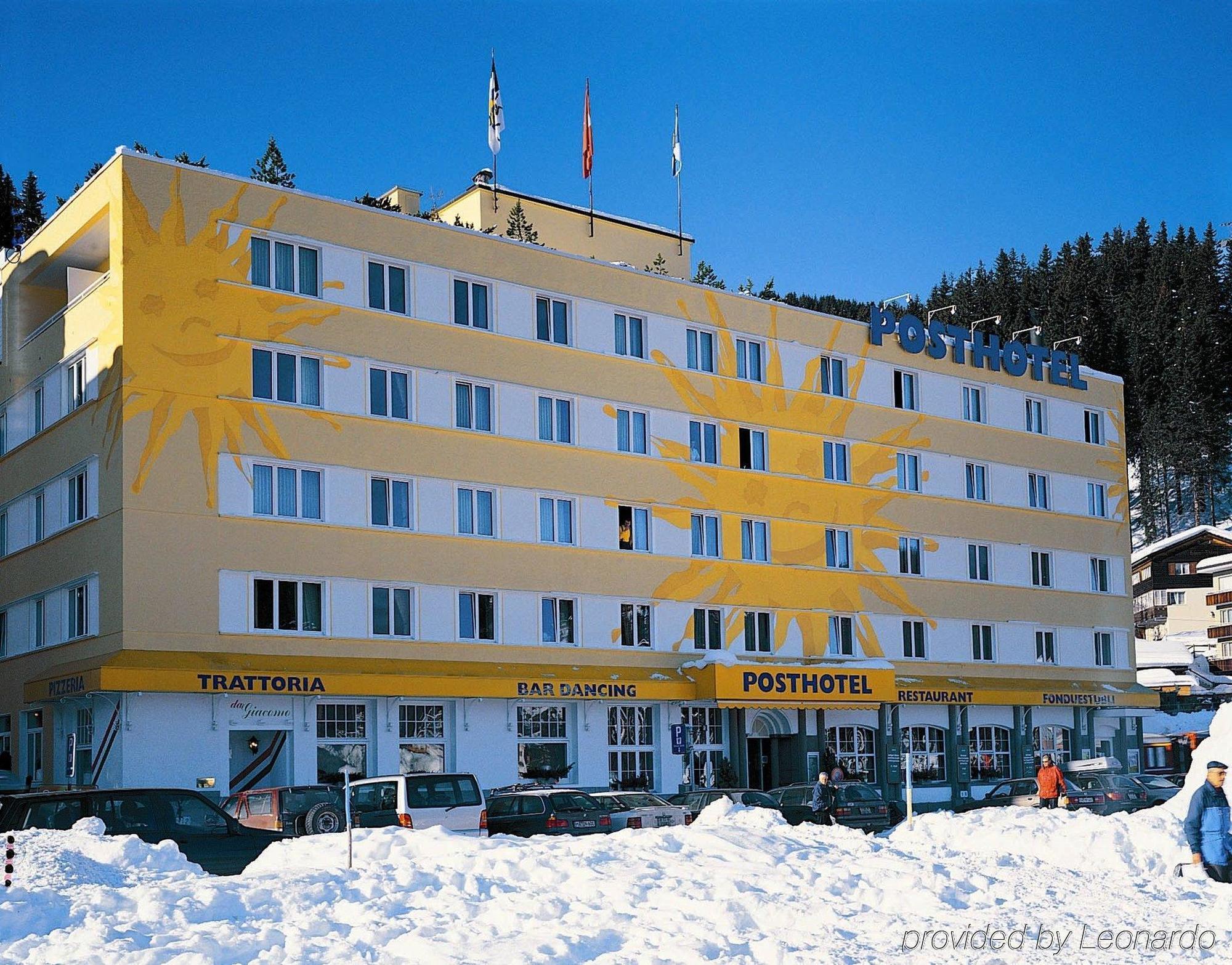 Posthotel Holiday Villa Arosa Buitenkant foto