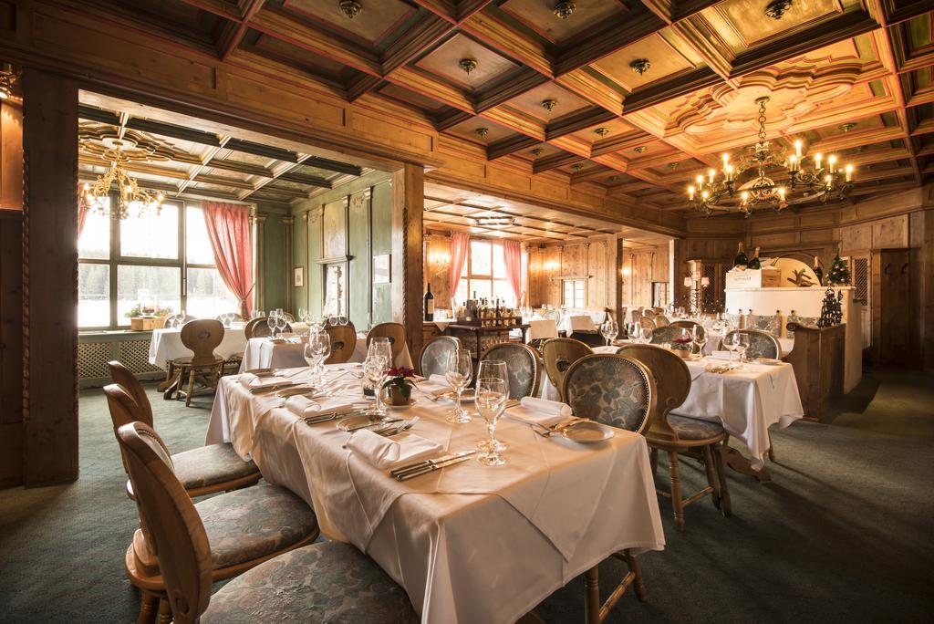 Posthotel Holiday Villa Arosa Buitenkant foto