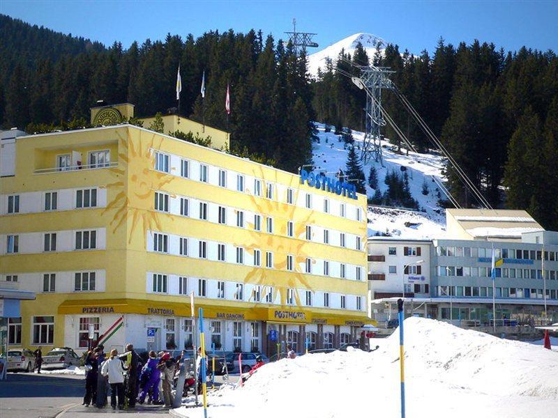Posthotel Holiday Villa Arosa Buitenkant foto