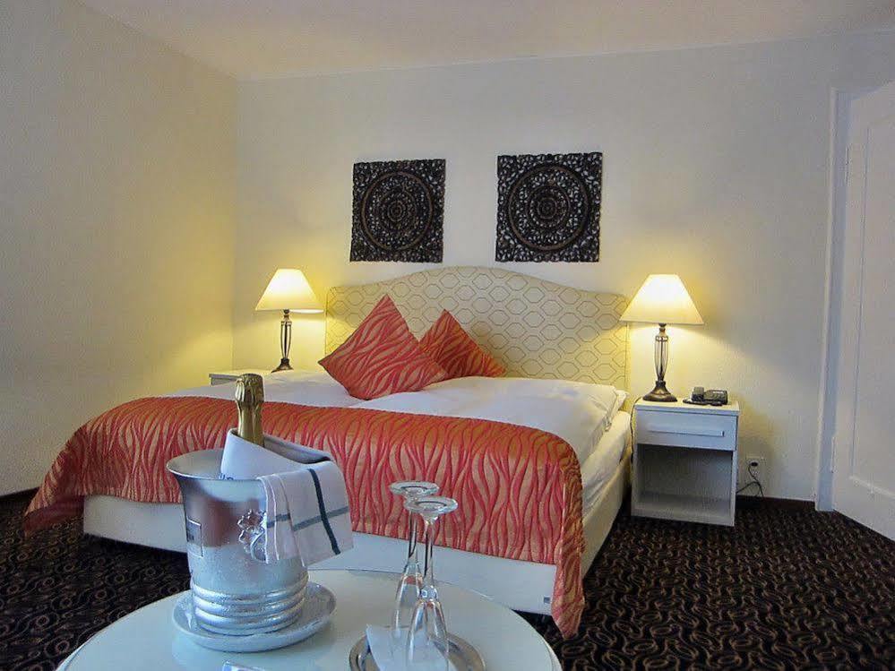 Posthotel Holiday Villa Arosa Kamer foto
